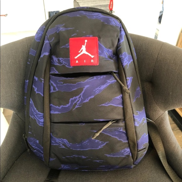 jordan alias tiger mini backpack